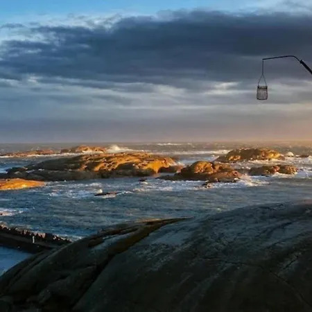 The Sea View. 3 Br