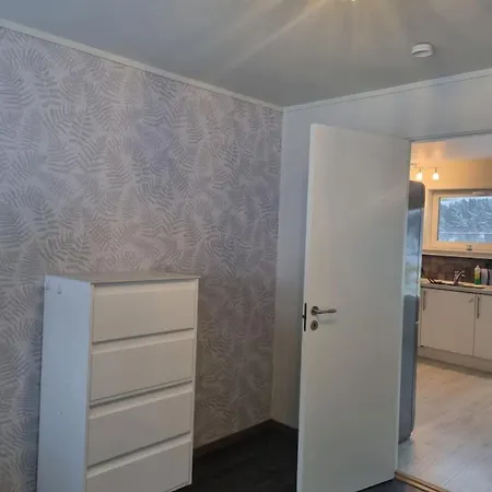 The Sea View. 3 Br *