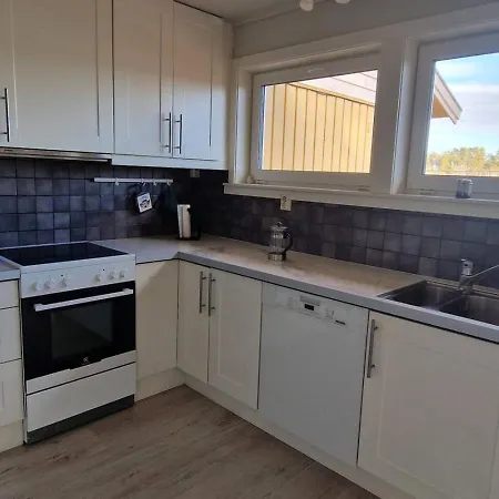 Dom wakacyjny The Sea View. 3 Br Tokenes